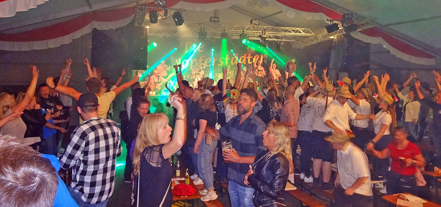 Obermichelbach – Layla und die 40 Kärwaburschen