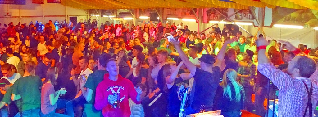 Niederstetten – Wo der Winzerwahnsinn wohnt